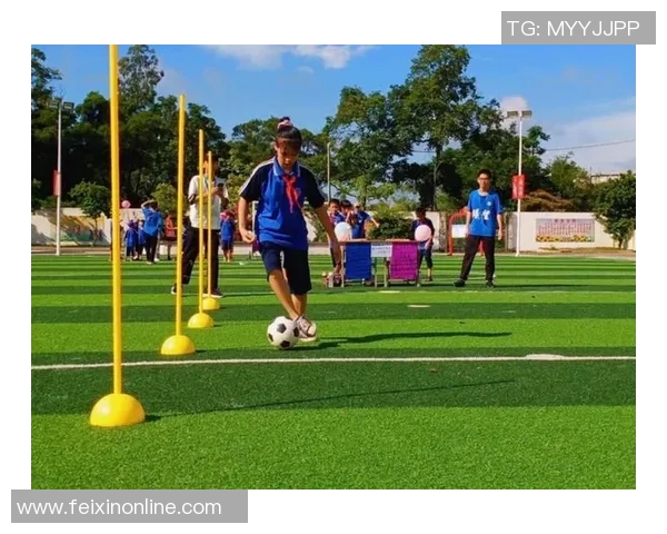 足球明星搞笑垫球瞬间大集合让你捧腹大笑的精彩时刻